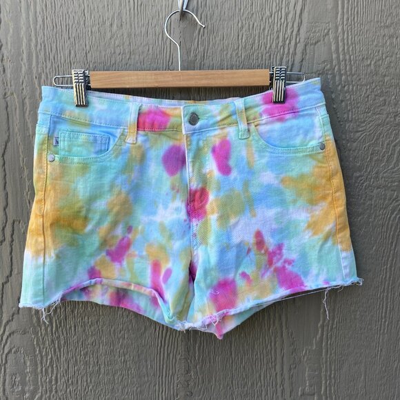 Judy Blue Pants - Judy Blue Denim Shorts Women’s Size M Tie Dye Raw Hem Multicolor‎ Boho Hippie